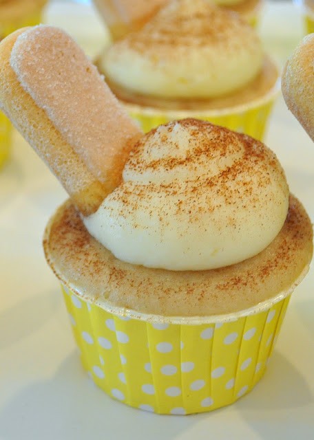 Tiramisu Cupcakes | www.lemon-sugar.com