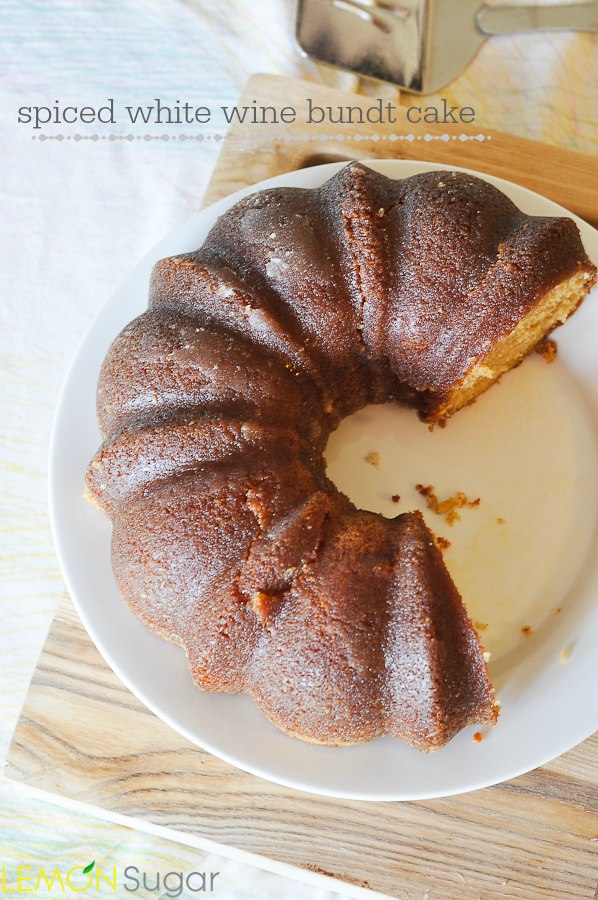 Spiced White Wine Bundt Cake | www.lemon-sugar.com