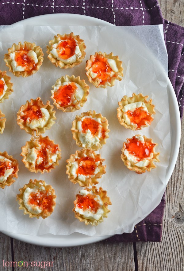 Cream Cheese and Pepper Jelly Fillo Cups | lemon-sugar.com