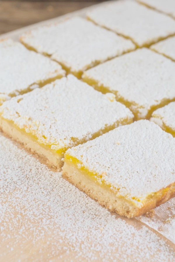 Easy Lemon Bars | lemon-sugar.com